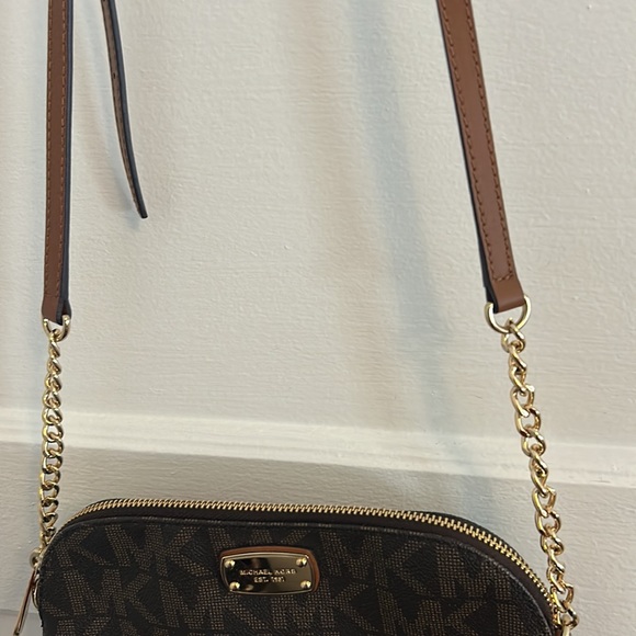 Michael Kors Cindy Crossbody Bag - Picture 2 of 4